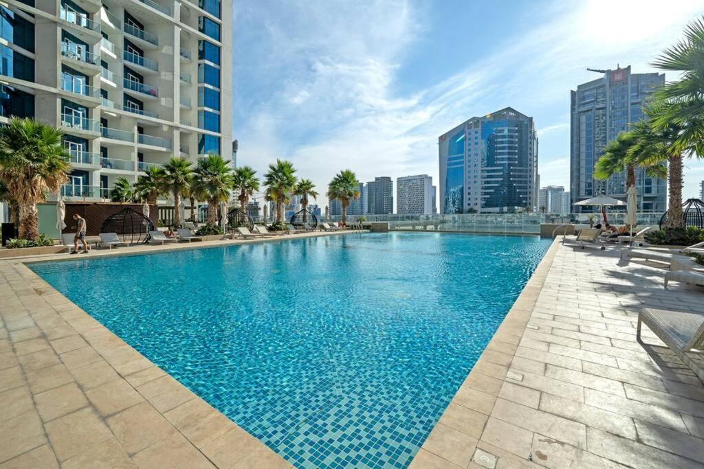 At The Burj View - Special Offer Appartamento